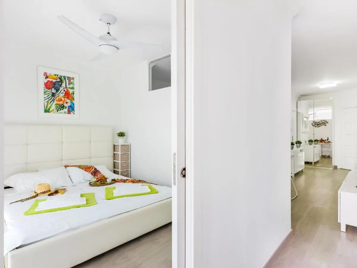 Apartman Tu Hogar En La Isla Accommodation With Pool! Arona  Spanyolország